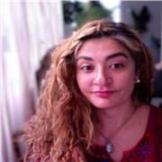 Clases particulares según las inquietudes, podemos hablar de la historia de la moda, armado de colecciones, desarrollo de prototipos, moda y marketing, parte administrativa de una empresa de moda, principales pilares de la industria, moda y medioambiente,