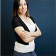 Laureata in servizi giuridici in Italia e laureanda in Canada in international business management