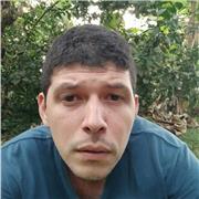 Profesor con amplia experiencia ofrece clases de armonía, teoría de la música y análisis musical