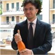 Laureato in Ingegneria Elettrica offre lezioni online di materie scientifiche per studenti di scuole medie e superiori, con suppor