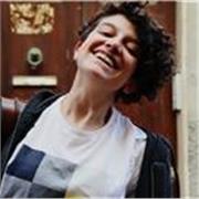 Laureata in psicologia dello sviluppo e dell'educazione, mi offro di dare lezione dalle elementari alle superiori