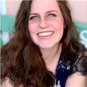 Primary teacher providind tutoring to children of all ages