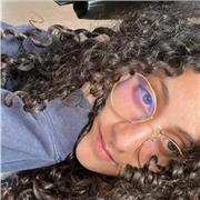 Studentessa in biotecnologie impartisce lezioni di Biochimica