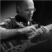 Professor de Música: Teoria, Contrabaixo Elétrico e Violão