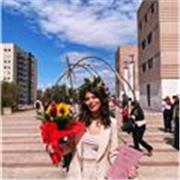 Offro lezioni a bambini scuola elementare e medie, superiori e universitá 