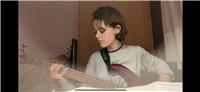 Profesora de lenguaje musical, piano y violin ofrece clases particulares para todo tipo de edades en barcelona o online