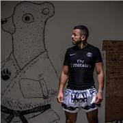 Boxeur professionnel, je propose des coachings individuels pour vous faire progresser dans les meilleurs conditions