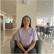 Soy una chica alegre y con ganas de ayudar a personas desde primaria hasta bachiller en cualquier materia que les resulte difícil.