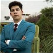 Profesor de Psicología con experiencia en la clínica