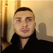 Laureato in Lettere moderne (laurea magistrale) offre ripetizioni di lingua e letteratura italiana (ma anche storia e geografia)