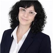 Experienced Spanish teacher offering dynamic and personalized lessons for all levels.