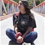 Profesora de Historia, con experiencia de trabajo con adolescentes