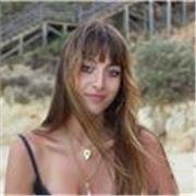 Soy una apasionada del dibujo con dos años de Bellas Artes, me encantaría poder compartir con personas de todas las edades.