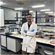 Doy clases en inglés de física, matemáticas y química hasta el nivel de acceso a la universidad