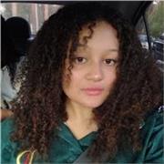 Professora particular de inglês com experiência em aulas online para crianças e adultos