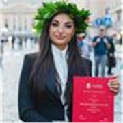 Studentessa universitaria in psicologia, insegnante di ripetizioni pomeridiana. Livello B2.2 di inglese e B1 di spagnolo