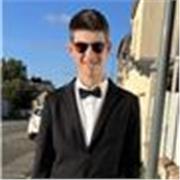 Professeur particulier donnant des cours de mathématiques niveau collège/lycée. Actuellement étudiant en école d’ingénieur