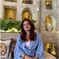 Her seviyeden öğrenciye İngilizce dersi verdim. Eğitimi birisine bir şeyler aktarabilmeyi seviyorum. 