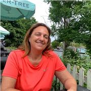 English teacher over 40 years teaching individual and group lessons in school, privately and online. Children from age 10 and adults