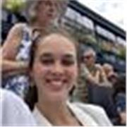 A level English student offering tutoring for English GCSE level and KS3