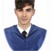 Me definiría como una persona responsable, constante y organizada, con mentalidad analítica por mi formación de biologo