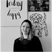 Docente di chimica, laureata in farmacia, offre lezioni private di chimica, matematica per scuole medie, aiuto compiti