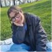 Neolaureata in comunicazione e studentessa in Scienze della Formazione Primaria offro aiuto compiti per materie umanistiche a tutti i livelli e per materie scientifiche (ad esclusione dell'algebra) fino alle medie