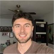 Joven tecnólogo de Alimentos alegre y muy profesional
