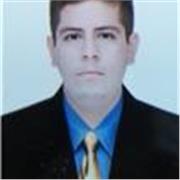 Docente en computación dictando los cursos de word, Excel, Powerpoint básico, algoritmo en el software Python y base de datos en access