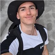 Batteur confirmé, diplômé (fin de cycle 2 - BEM), je propose des cours à domicile ou en local dédié. Pédagogie adaptée à tous.
