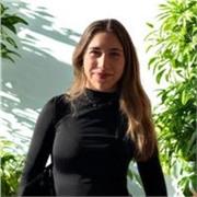 Titulada en Marketing con 4 años de experiencia en entorno startup, imparto clases de forma online.