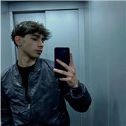 Lezione online. Sono uno studente, con ottime conoscenze nelle materie seguenti: filosofia, storia, matematica, italiano