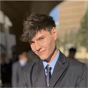 Estudiante de Ingeniería Comercial Uchile