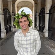 Offro lezioni private in inglese a bambini della scuola primaria, secondaria di primo e secondo grado. 
Sono laureato in scienze psicologiche dello sviluppo e laureando in psicologia clinica. Ho avuto formazione presso la Casa dello studente come tutor di