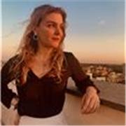 Studentessa Universitaria impartisce lezioni di Lingua Spagnola