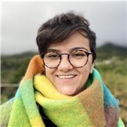 Profesora de biología imparte clases particulares de ciencias para primaria y secundaria