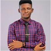 English tutor who teaches students of all levels 