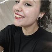 Chica joven,con gran dedicación, pasión y ofreciendo un ambiente seguro para los niñ@s