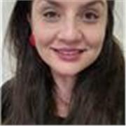 Profesora de inglés bilingüe con experiencia en niños y adultos clases online personalizadas