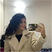 Sono una ragazza giovane di 18 anni e sono qui per rendere i tuoi compiti piu semplici , ti aspetto!
