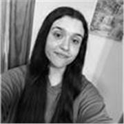 Soy estudiante de primer curso de Educación Primaria en la UGR, dispuesta a enseñar/ayudar a los más peques!