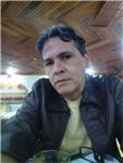Profesor de python imparte clases a estudiantes y profesionales