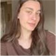 Maestra de Primaria con mención en educación especial. Experiencia en cuidado infantil desde 0 a 12 años y en refuerzo educativo.