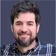 Profesor titulado en bellas artes para clases de dibujo y pintura para todas las edades