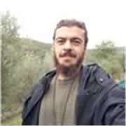 Sono uno studente di fisica, impartisco lezioni di matematica e fisica x10€/h. Libero tutti i pomeriggi da remoto
