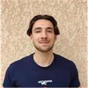 Etudiant en BTS diététique et nutrition ainsi que coach de basketball à l'Ouest Lyonnais Basket, je suis diplômé d'une licence STAPS mention entraînement sportif, avec spécialité basketball