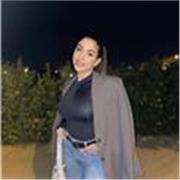 Me definiría como una persona muy luchadora, me gustaría dar clases a niños/as de primaria