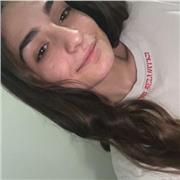 Sono una ragazza di 21 anni, posso aiutare in italiano, spagnolo, storia , geografia, educazione civica elementari,medie