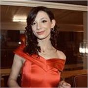 Ragazza disponibile per ripetizioni di inglese per elementari e medie