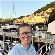 Native English Speaker - ready to provide comprehensive lessons to individuals of all ages